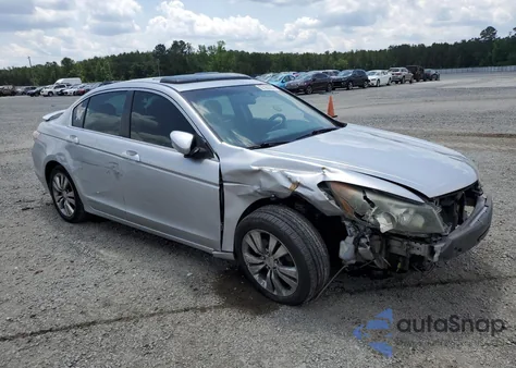2010 Honda Accord Exl z USA, uszkodzony, nr VIN 1HGCP2F83AA186146